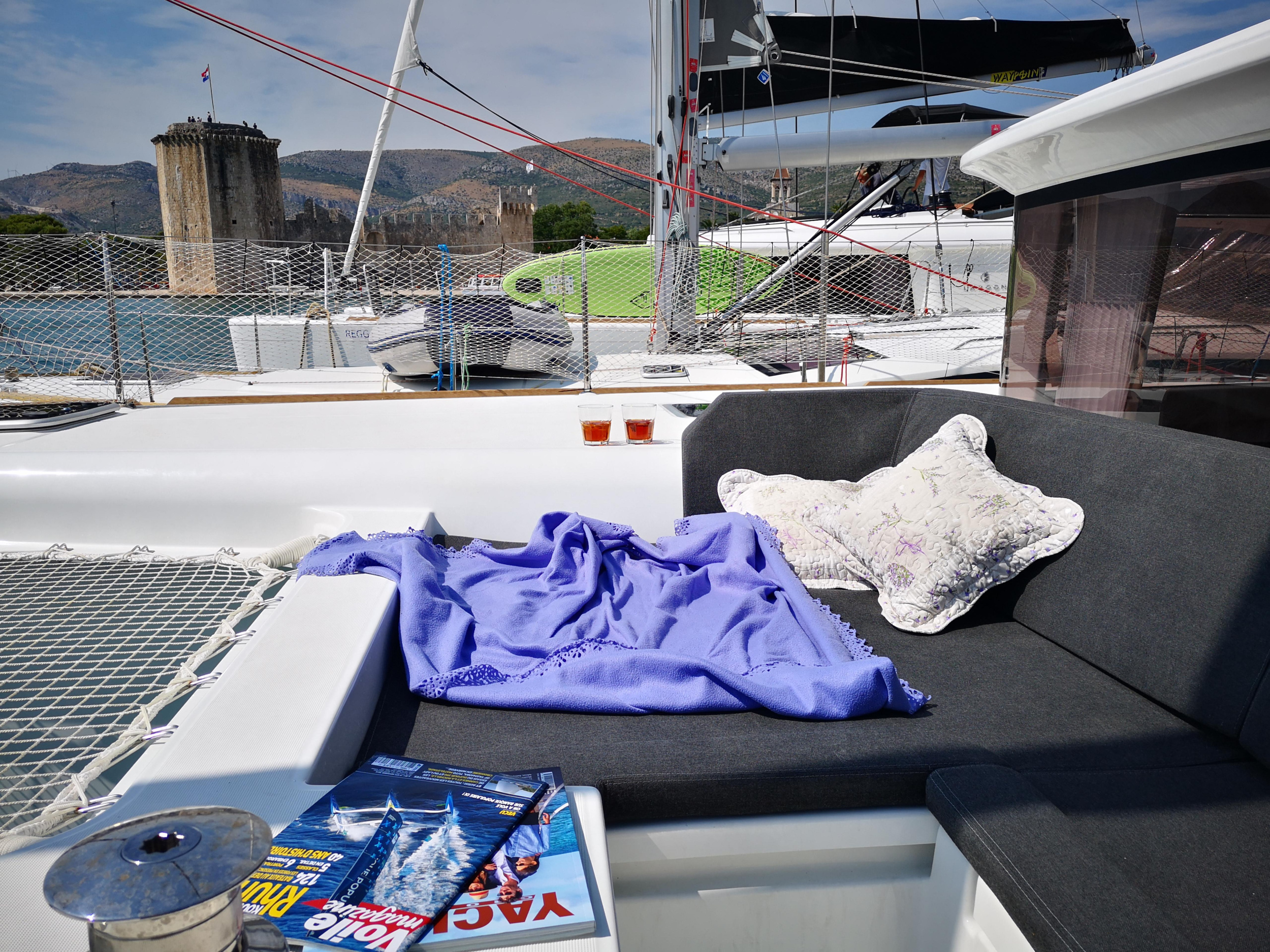 Lagoon 450 Fly — photo 11