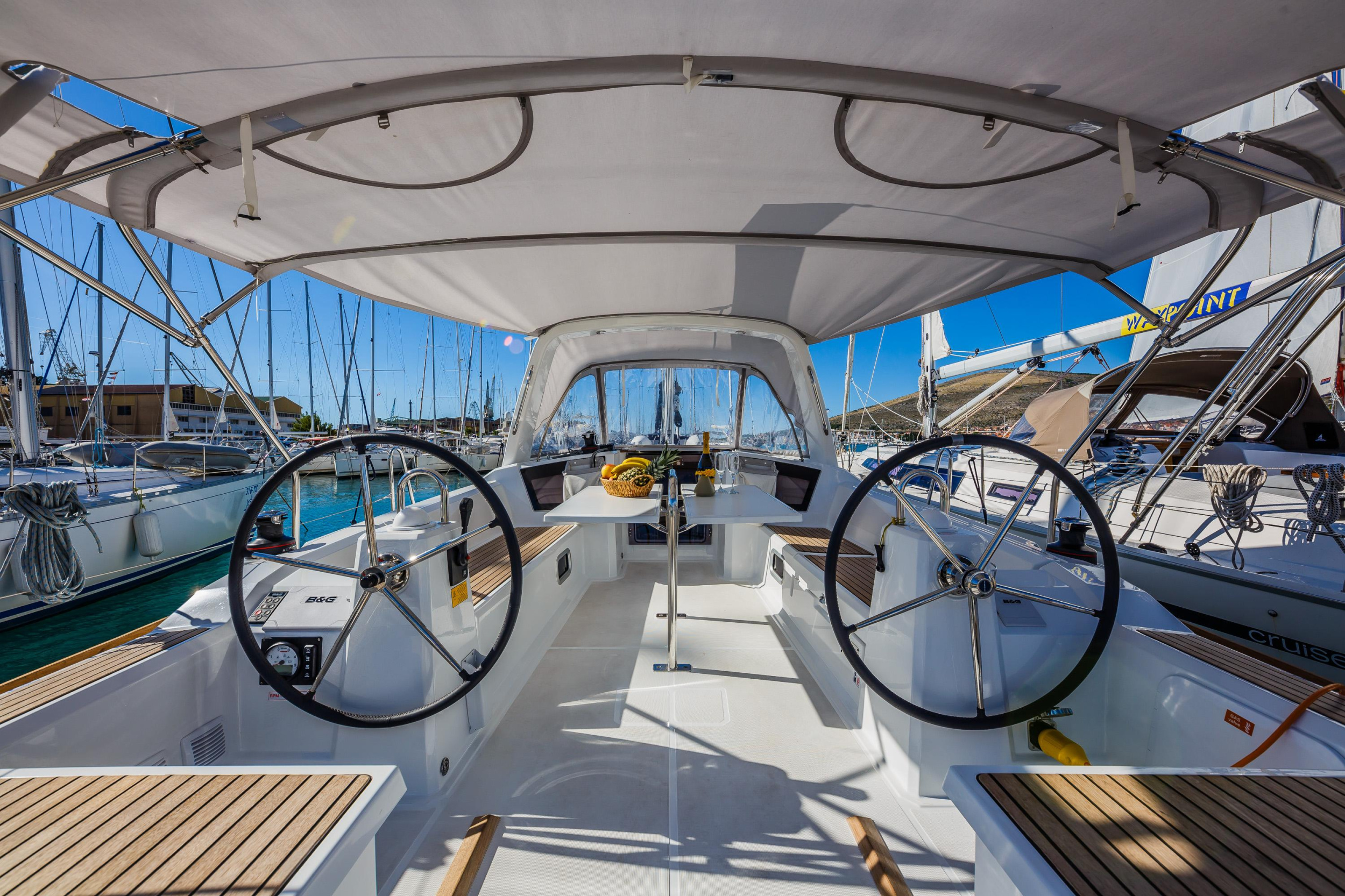 Oceanis 38.1 — photo 5