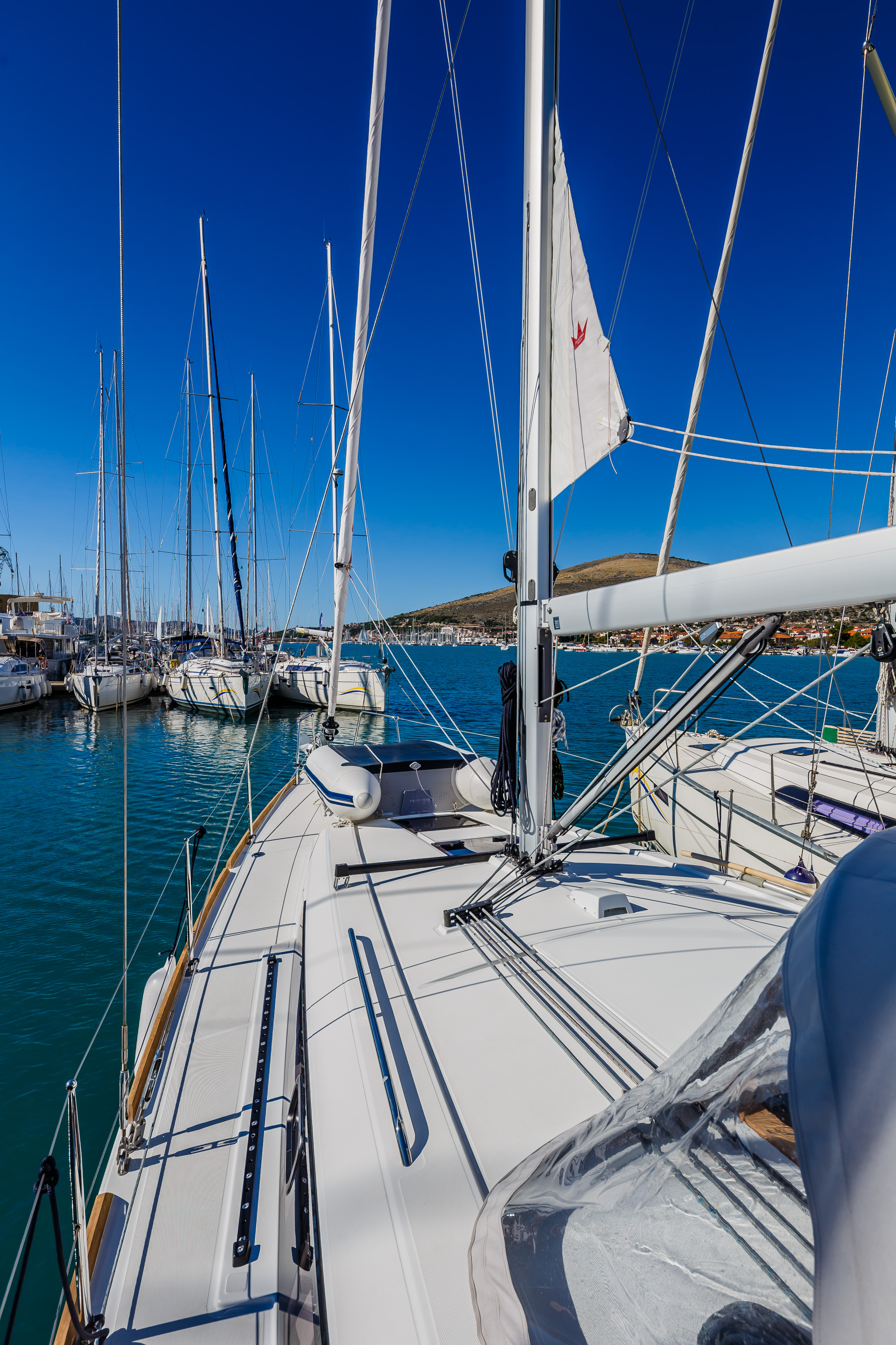 Oceanis 38.1 — photo 9