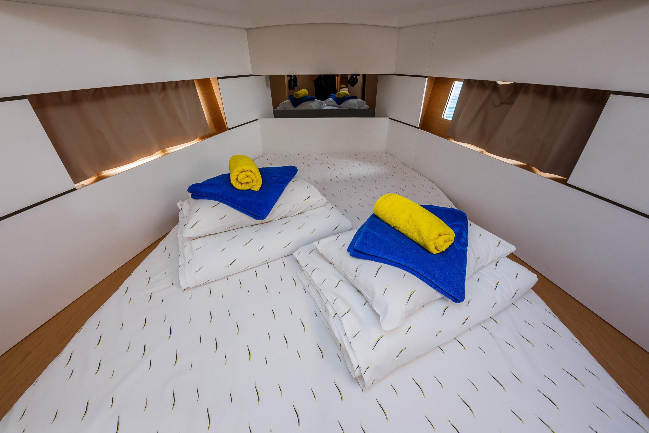 Oceanis 38.1 — photo 11