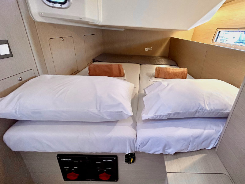 Oceanis 40.1 — photo 13