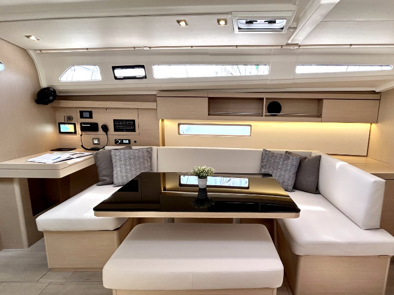 Oceanis 40.1 — photo 10