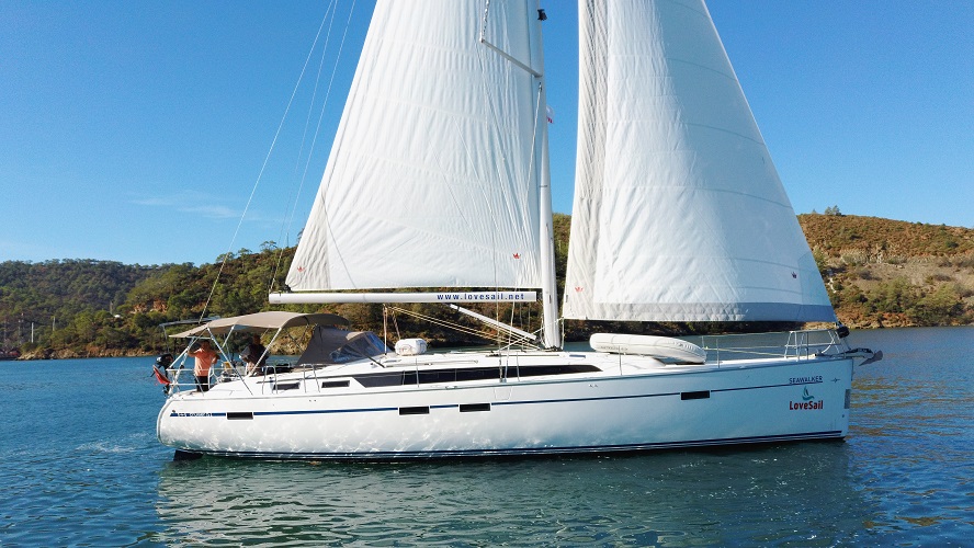 Bavaria 51 Cruiser — photo 14