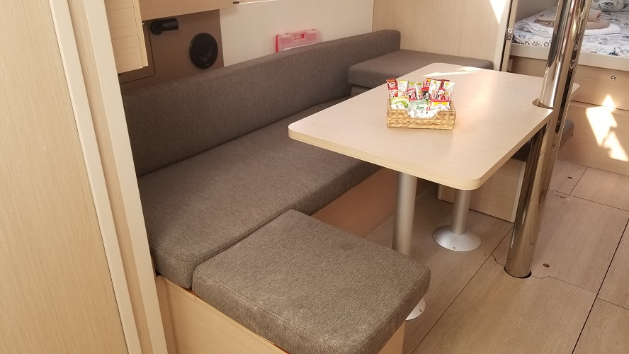 Oceanis 38.1 — photo 19