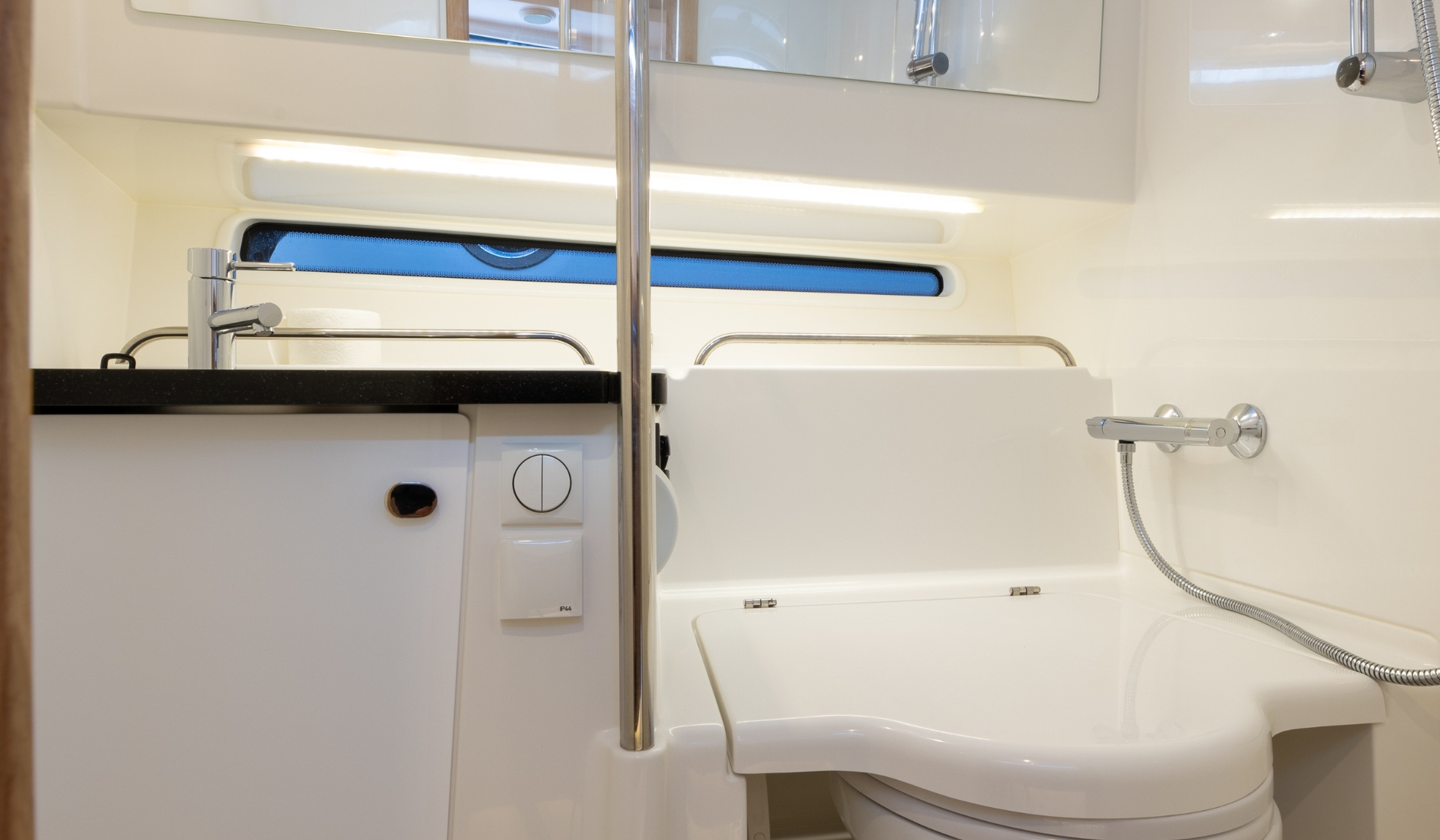 Nimbus Commuter C11 — photo 11