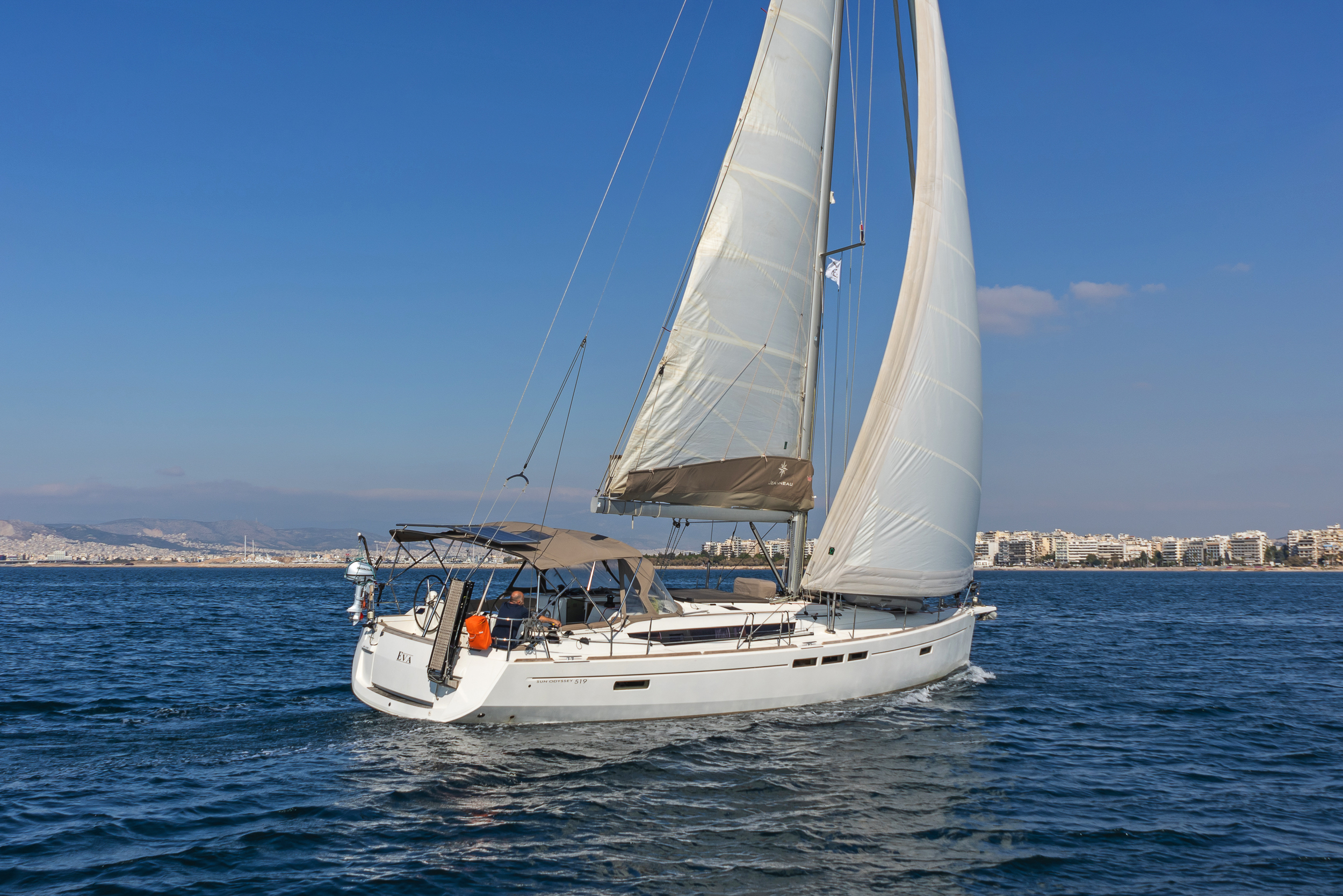 Sun Odyssey 519 & GEN — photo 15