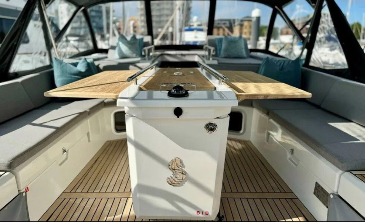 Oceanis 51.1 — photo 11