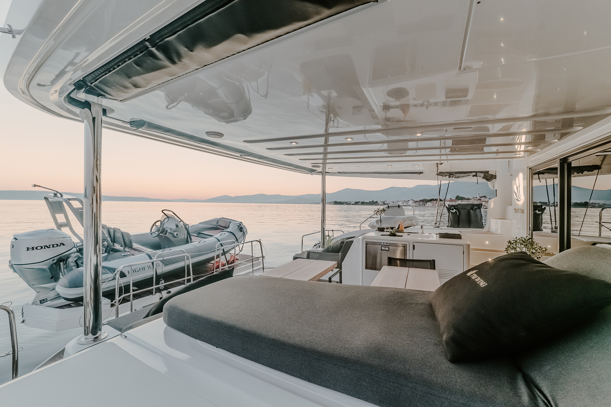 Lagoon 55 — photo 12