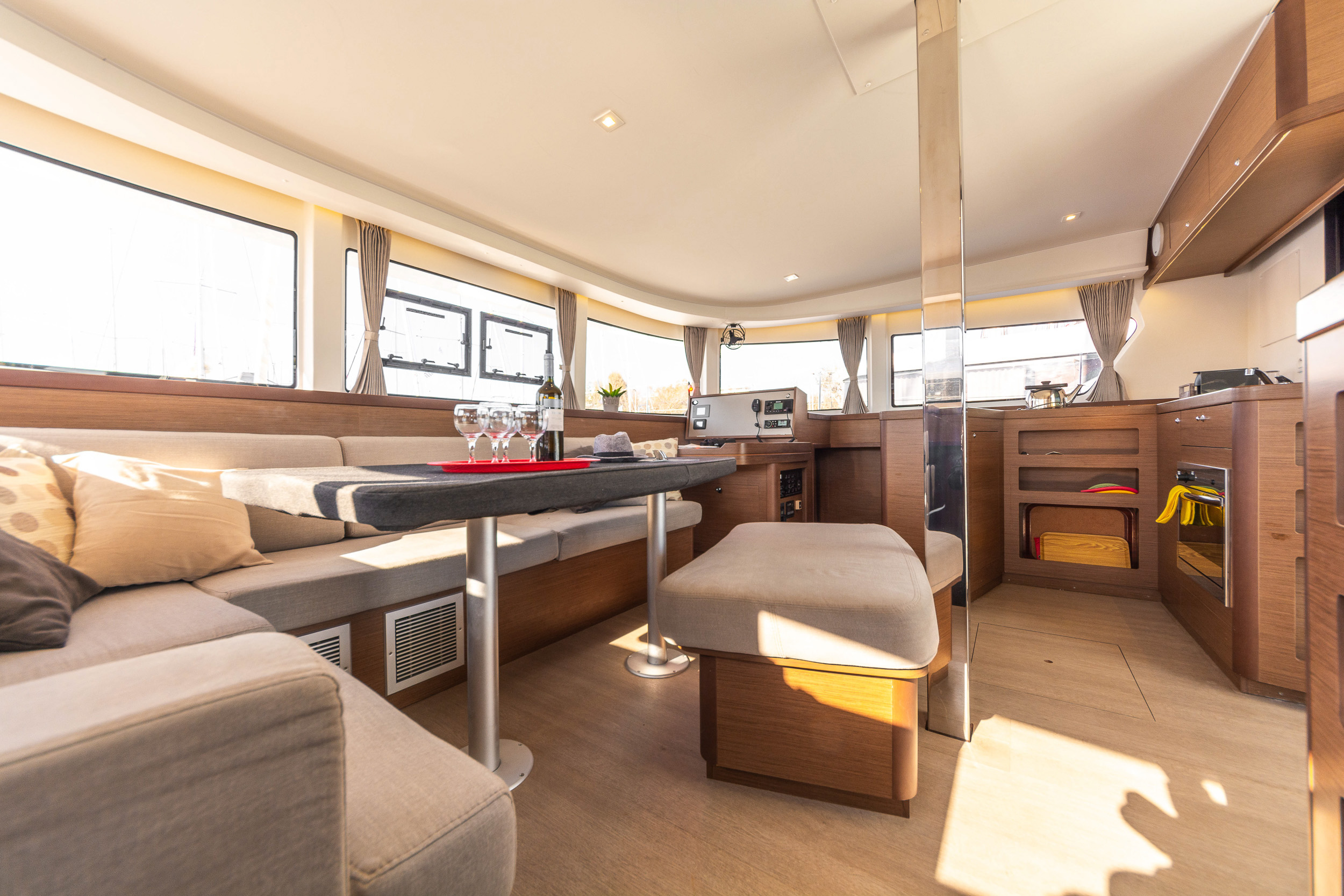 Lagoon 42 & GEN — photo 2