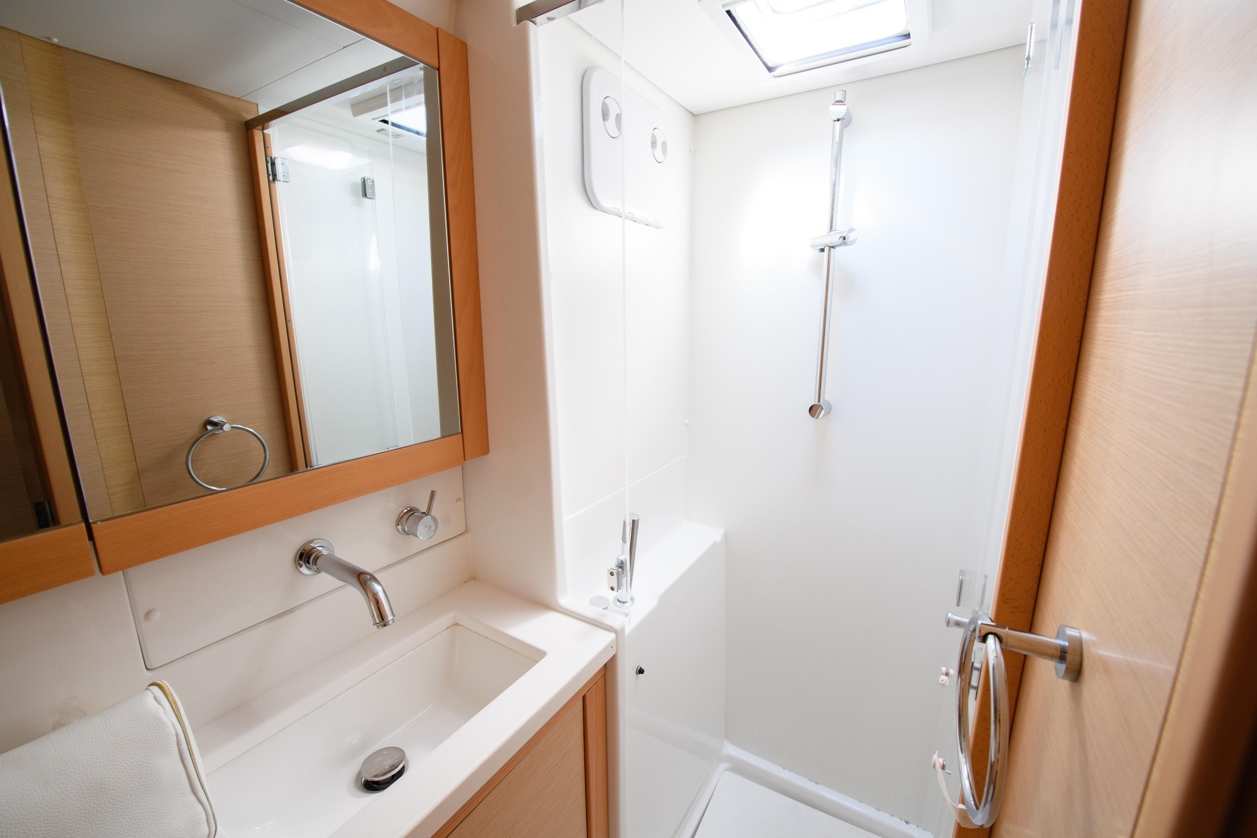 Lagoon 450 Flybridge — photo 4