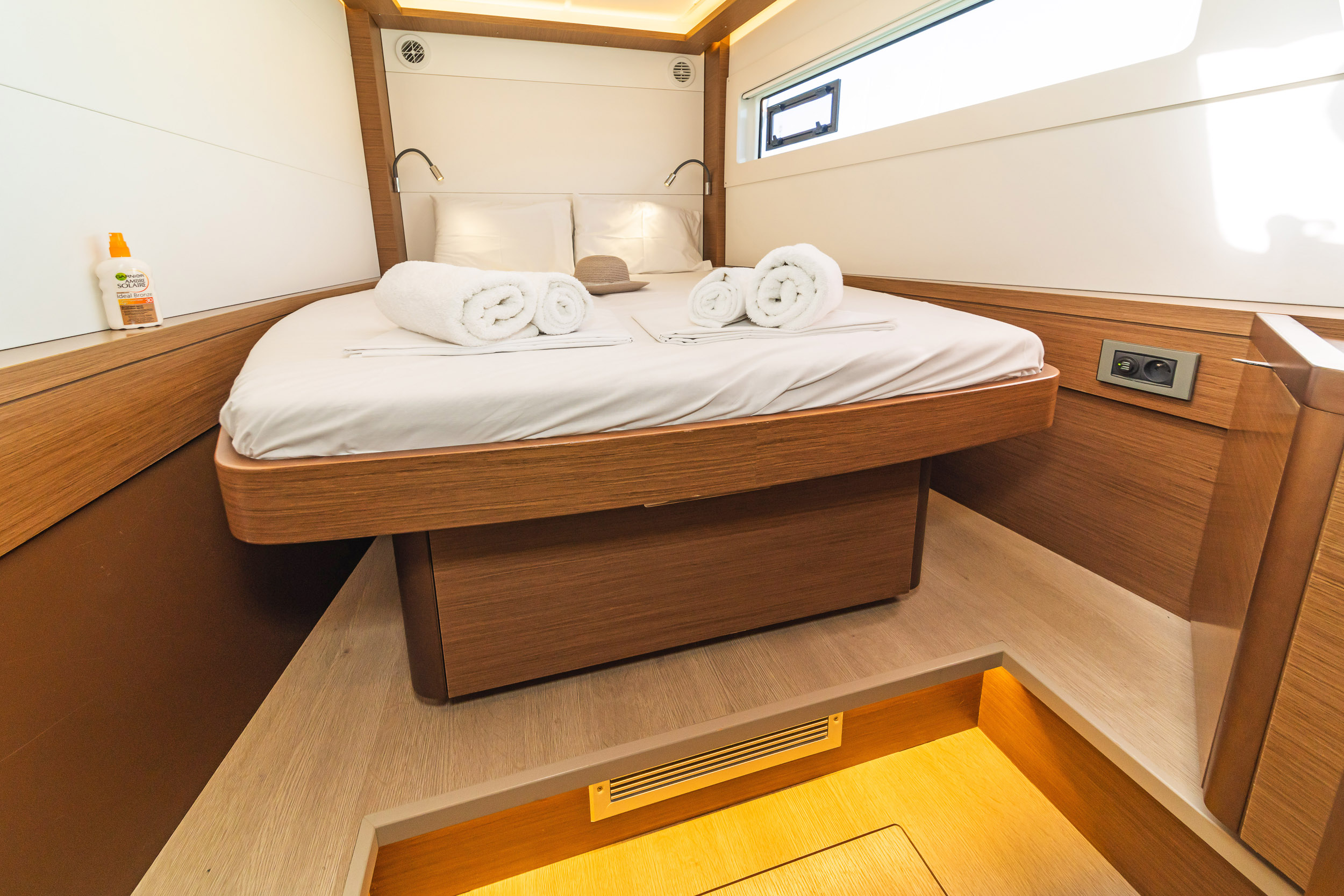 Lagoon 46 & GEN & WM — photo 19
