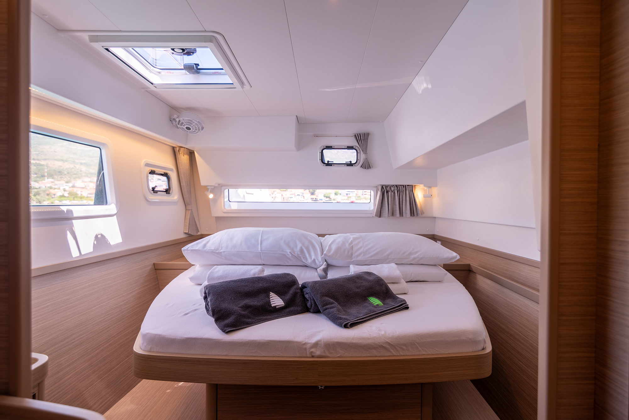Lagoon 42 Owner version — photo 5