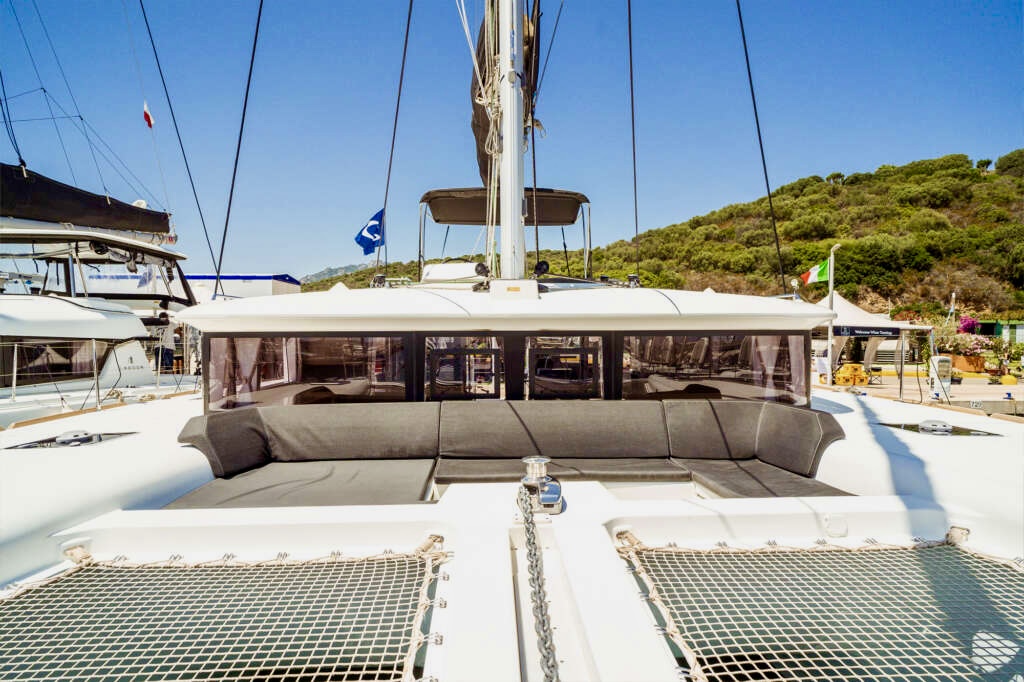 Lagoon 450 Fly — photo 39
