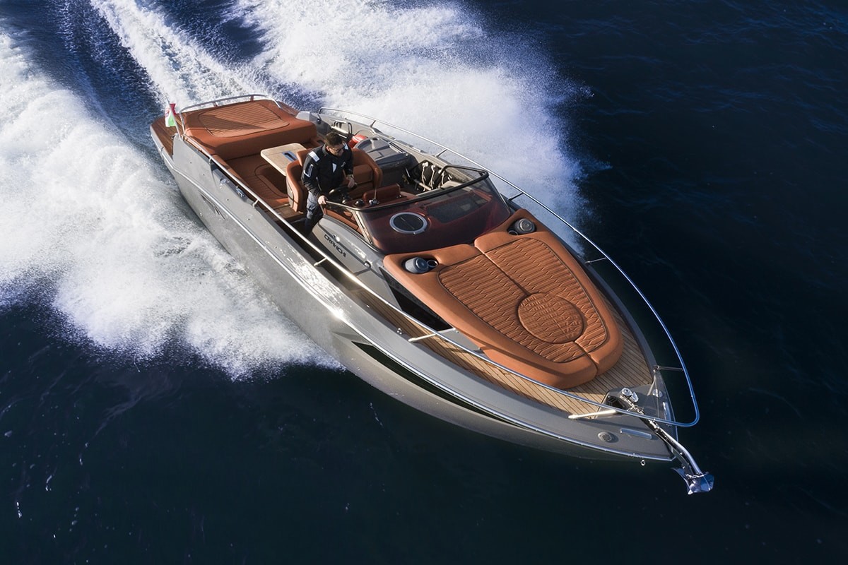 Cranchi E30 Endurance — photo 10