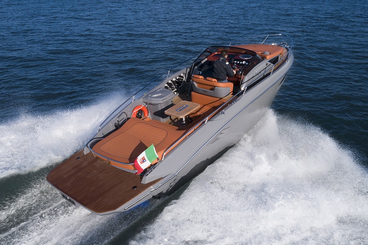Cranchi E30 Endurance — photo 3