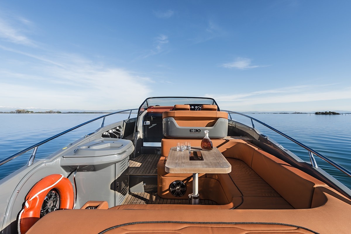 Cranchi E30 Endurance — photo 18