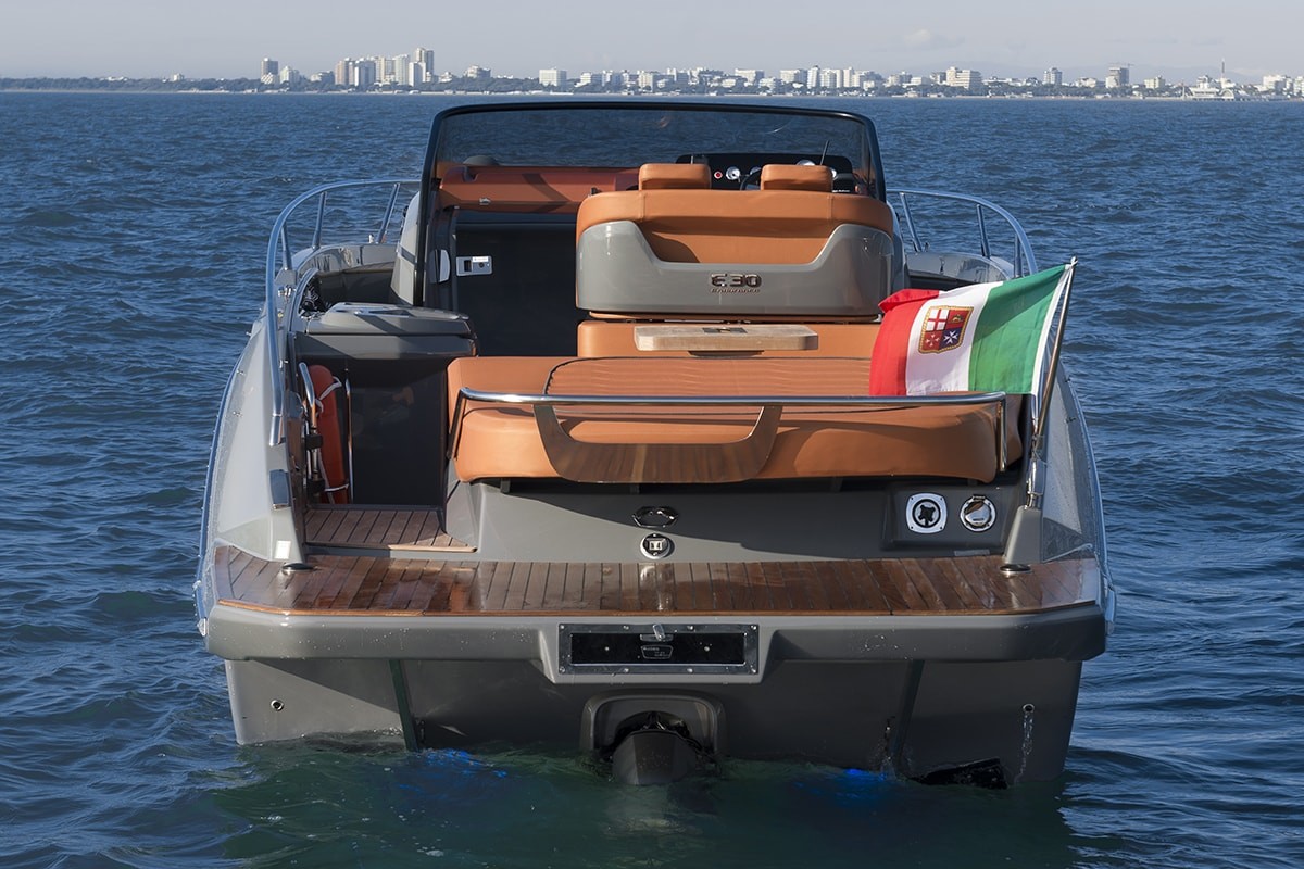 Cranchi E30 Endurance — photo 20