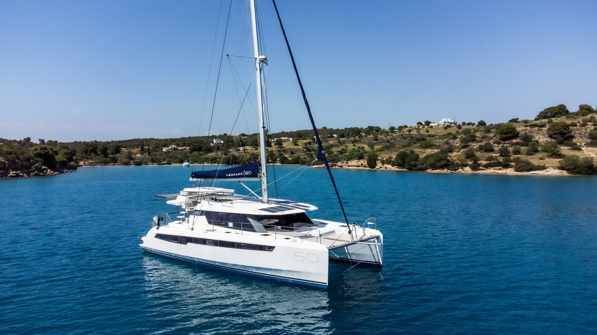 Leopard 50 — photo 18