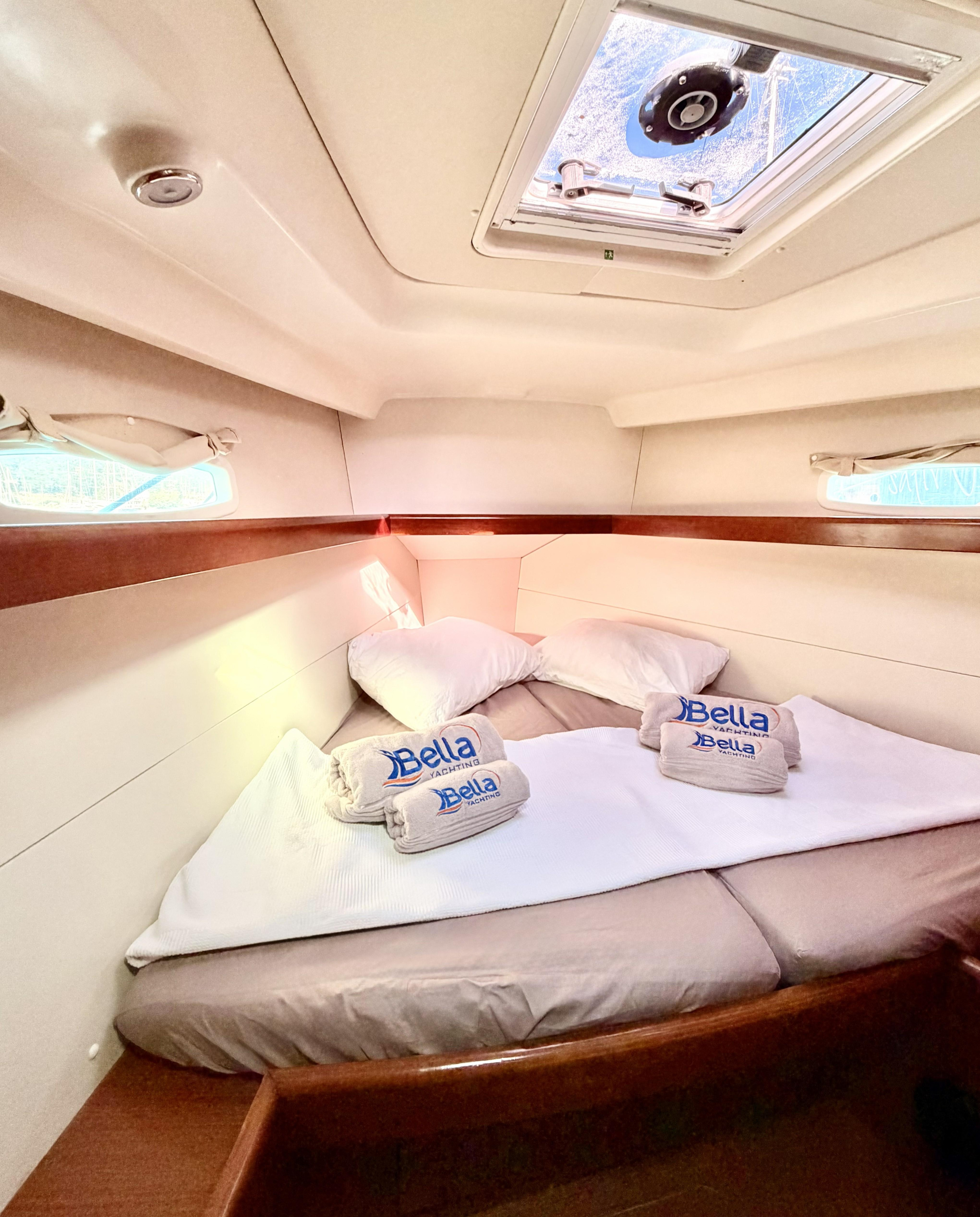 Beneteau Oceanis 40 Tigre — photo 15