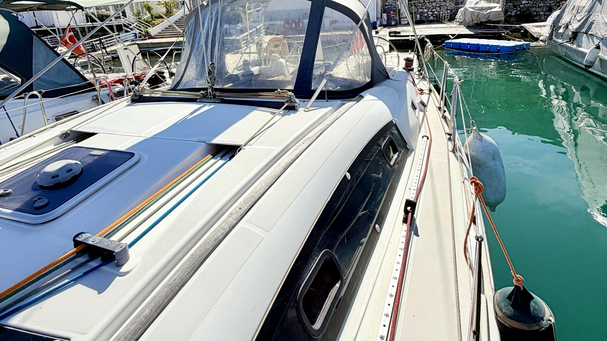 Beneteau Oceanis 40 Tigre — photo 1