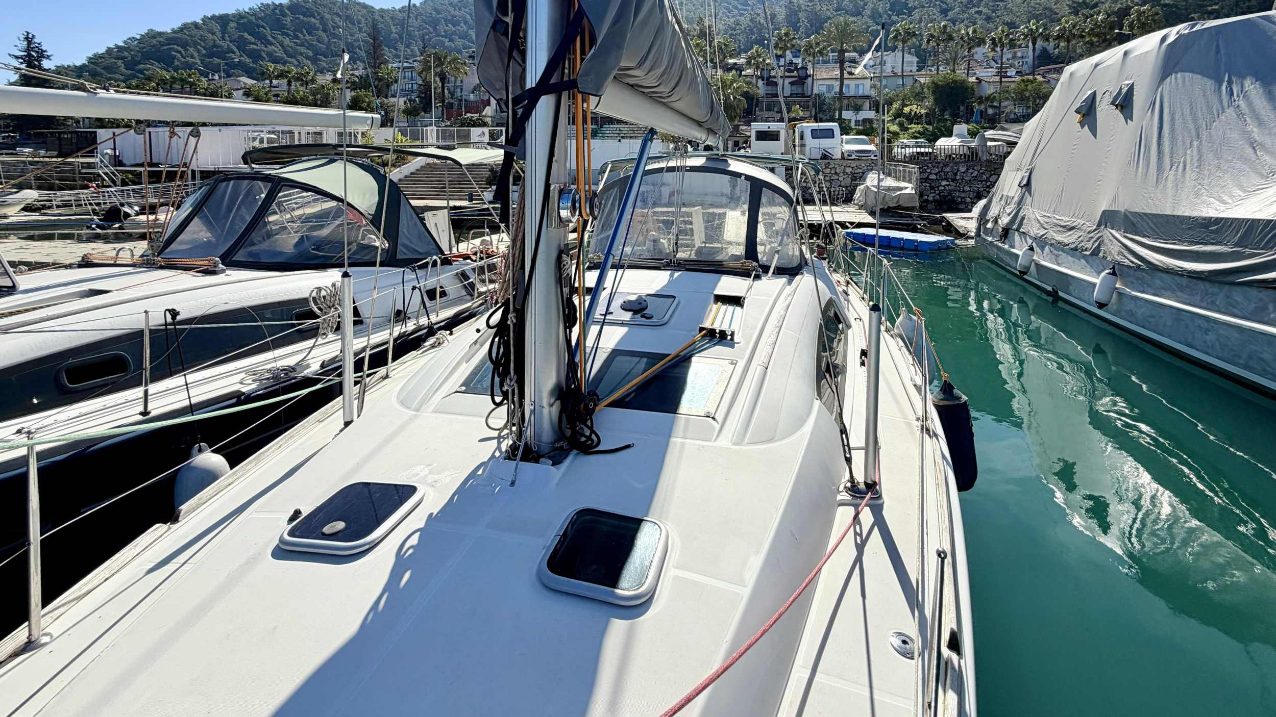 Beneteau Oceanis 40 Tigre — photo 4