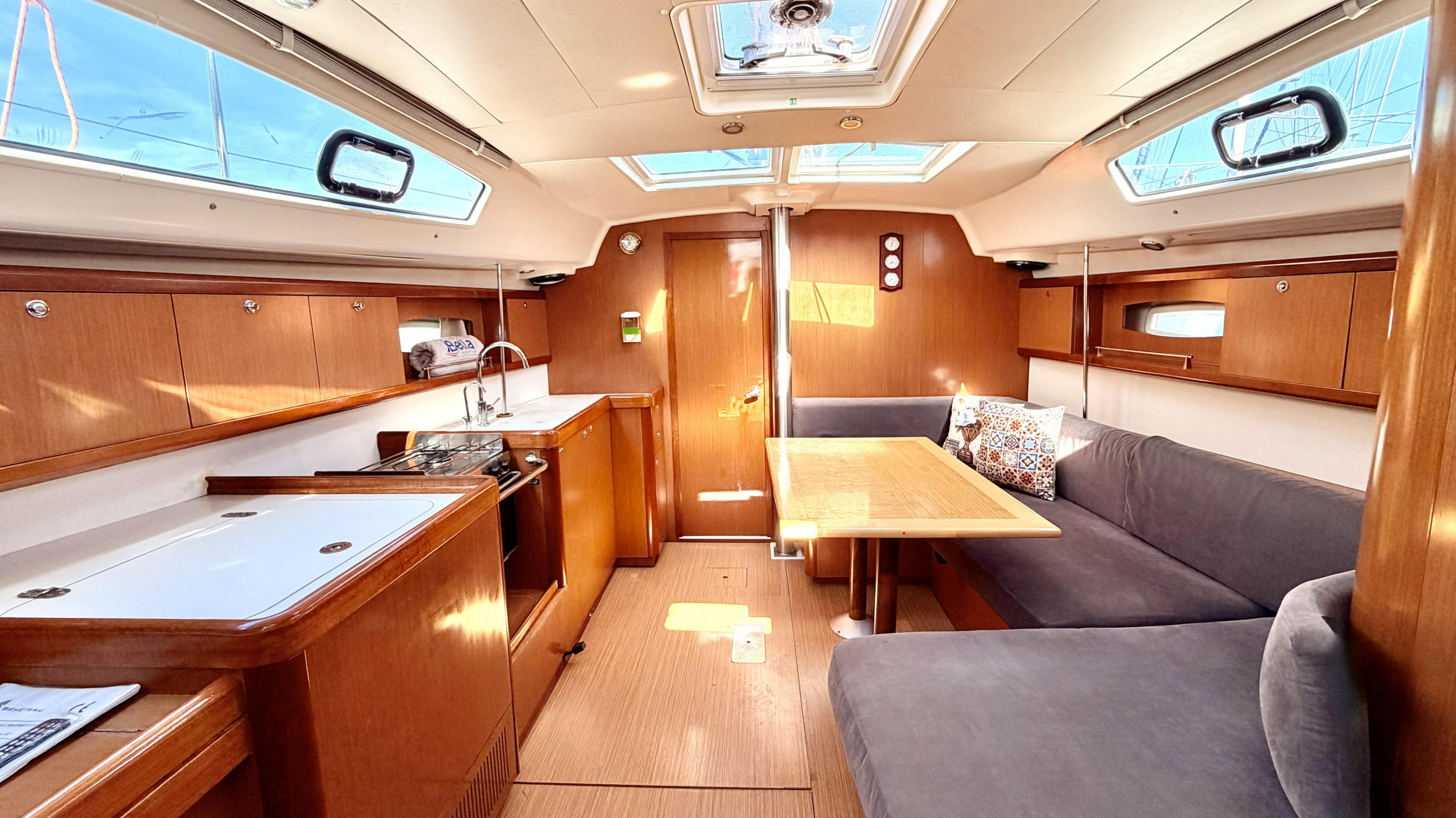 Beneteau Oceanis 40 Tigre — photo 19