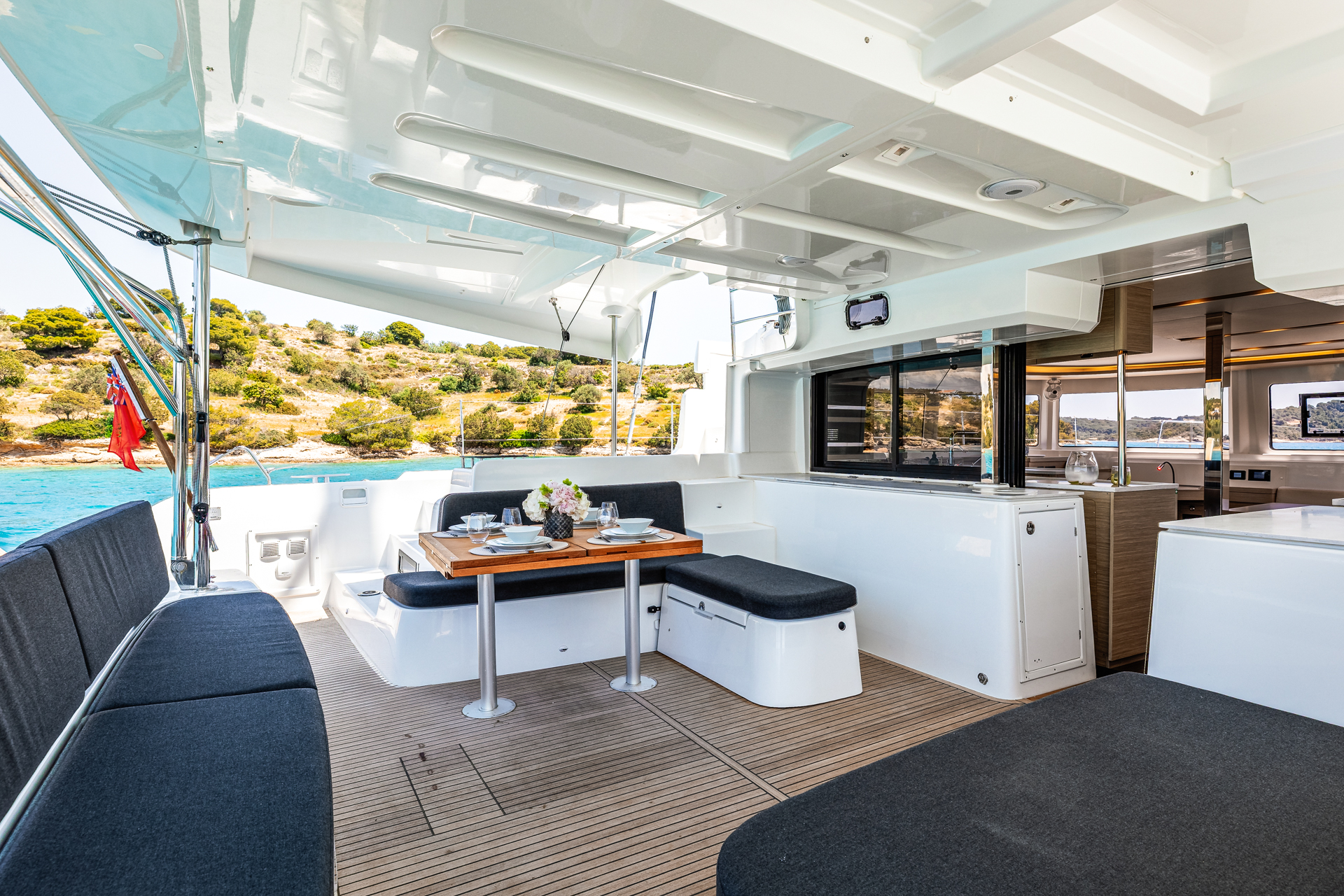 Lagoon 46 — photo 22