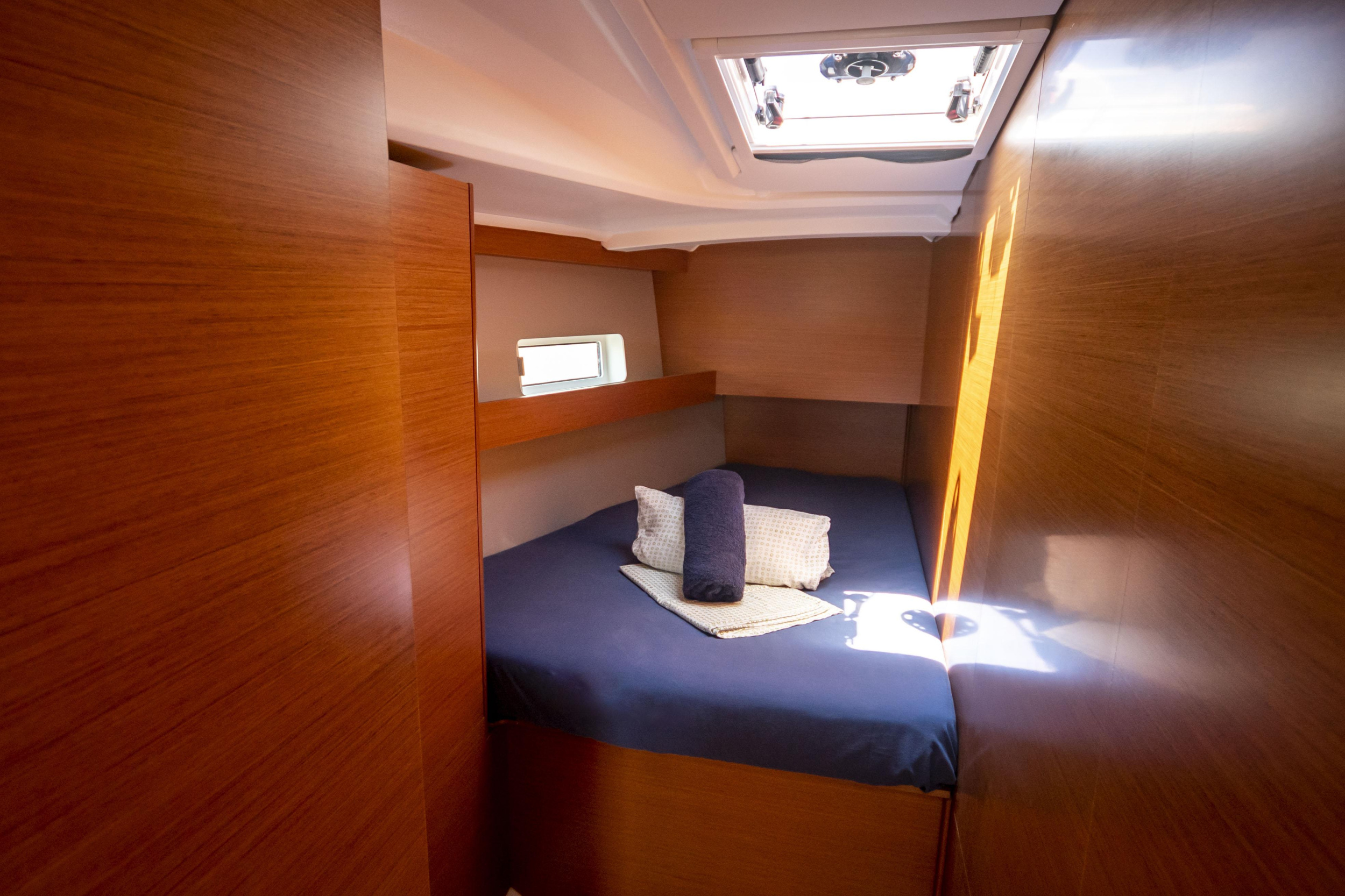 Sun Odyssey 490 — photo 3