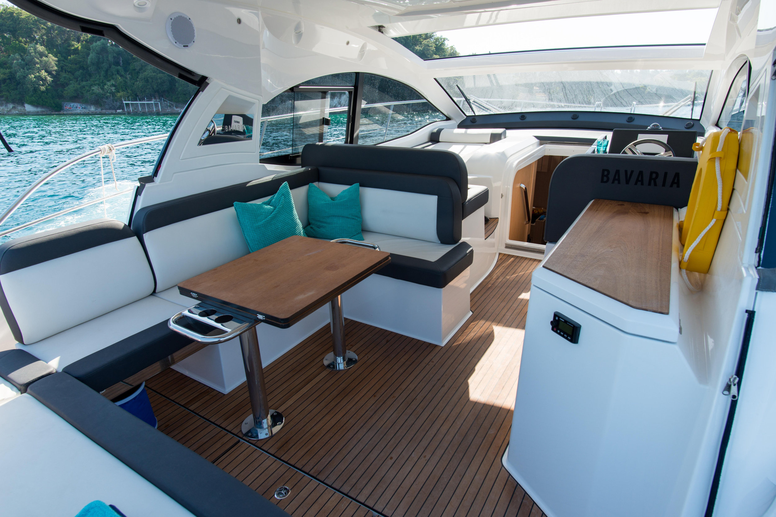 Bavaria SR41 — photo 7