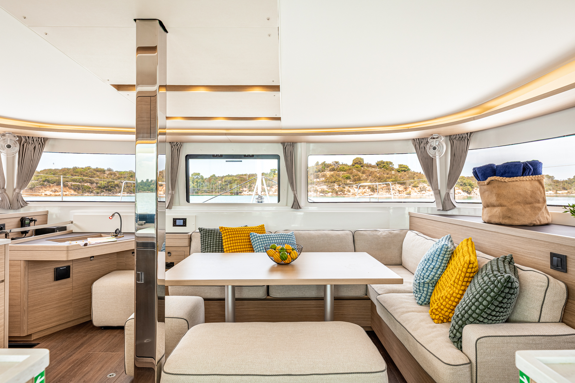 Lagoon 46 — photo 18