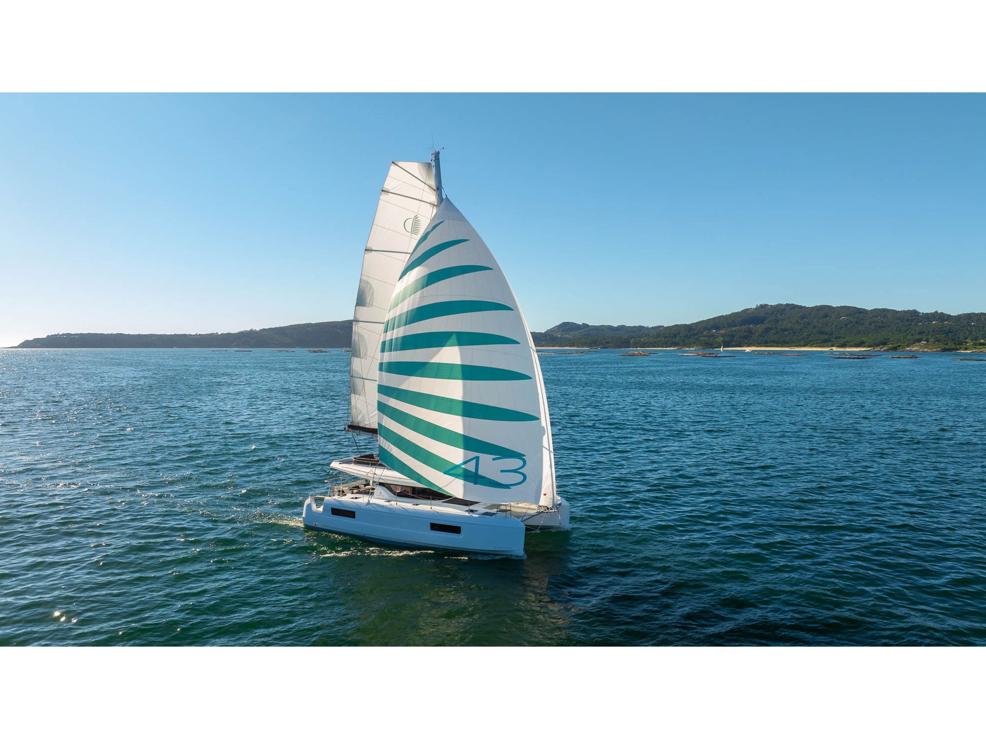 Lagoon 43 — photo 1