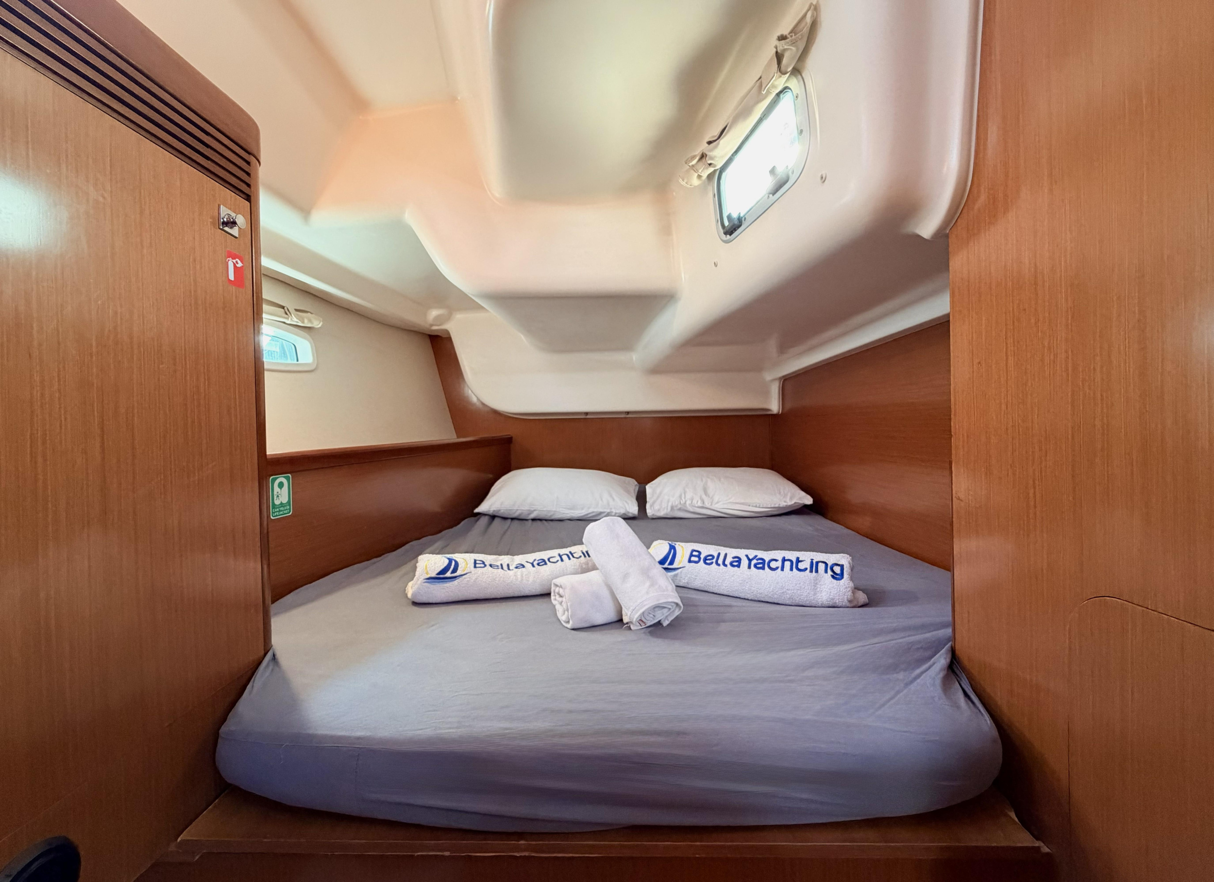 Beneteau Oceanis 40 Cansum — photo 5