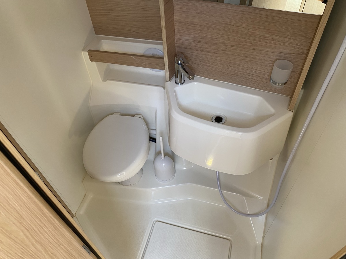 Oceanis 51.1 — photo 12