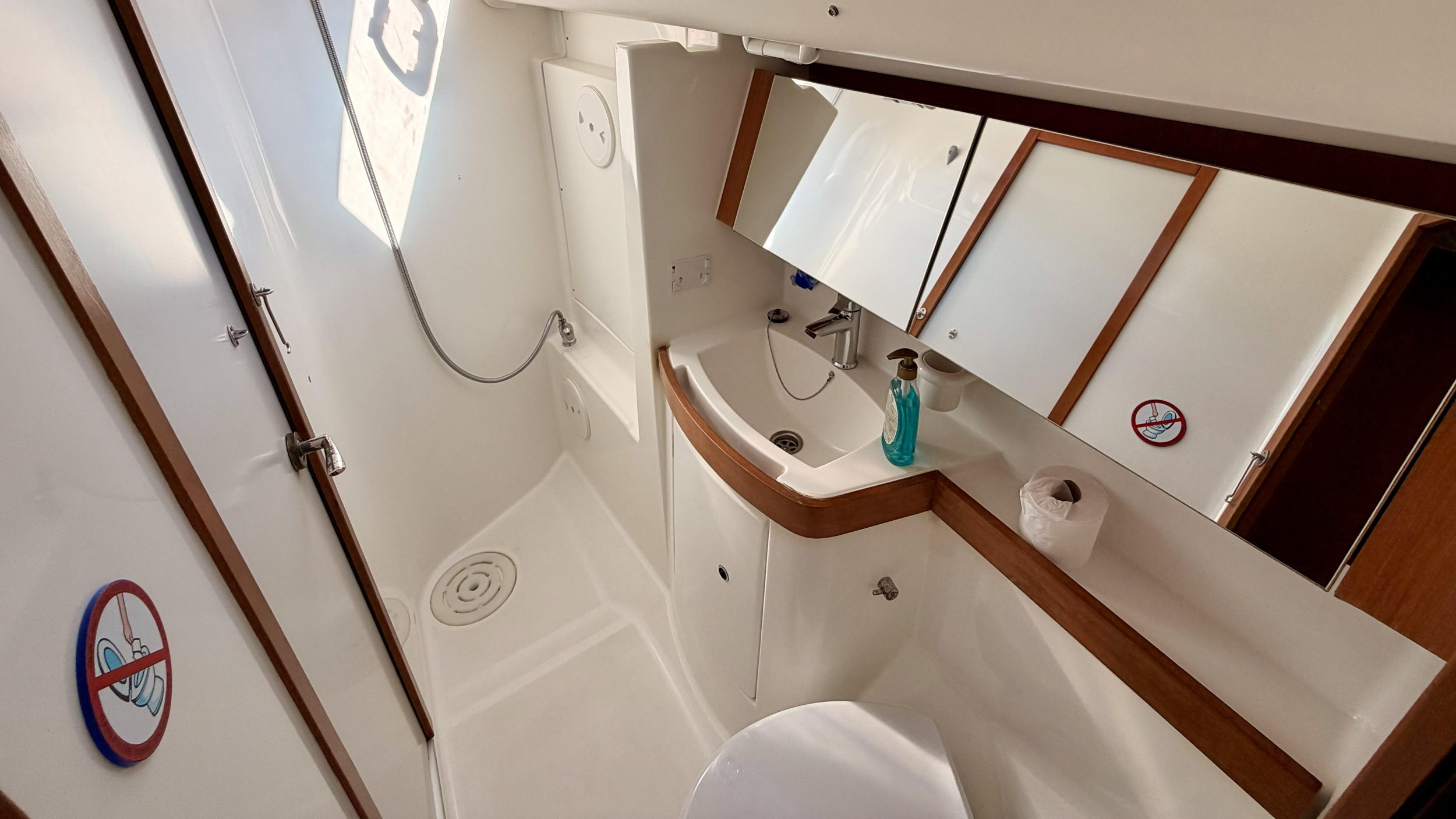 Beneteau Oceanis 40 Cansum — photo 13