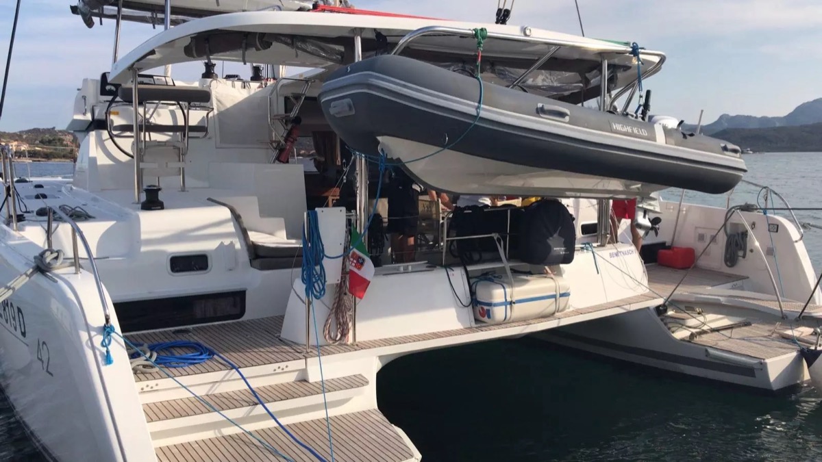 Lagoon 42 — photo 25