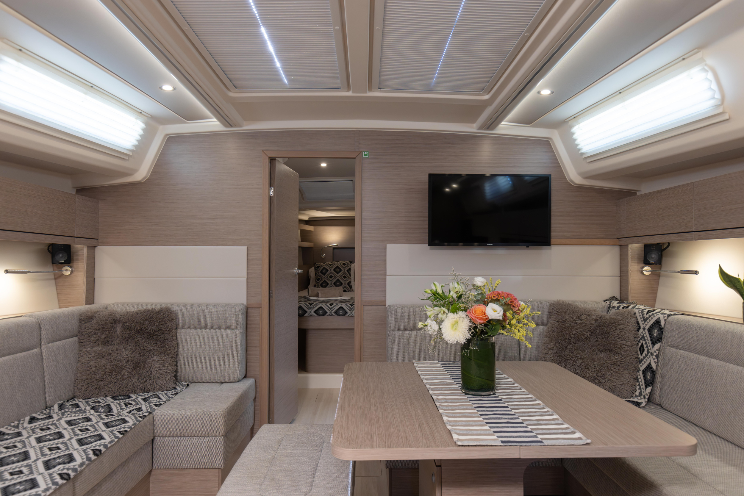 Hanse 458-Owner Edition LUX (GEN, AC, WATERMAKER) — photo 21
