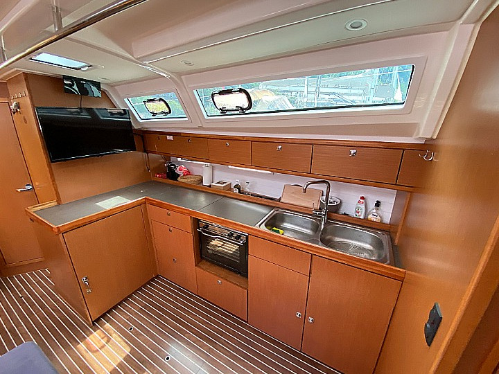 Bavaria Cruiser 46 — photo 20