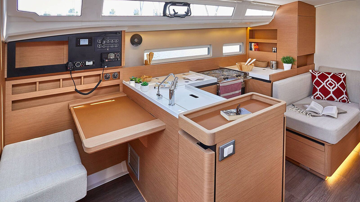 Sun Odyssey 410 — photo 4