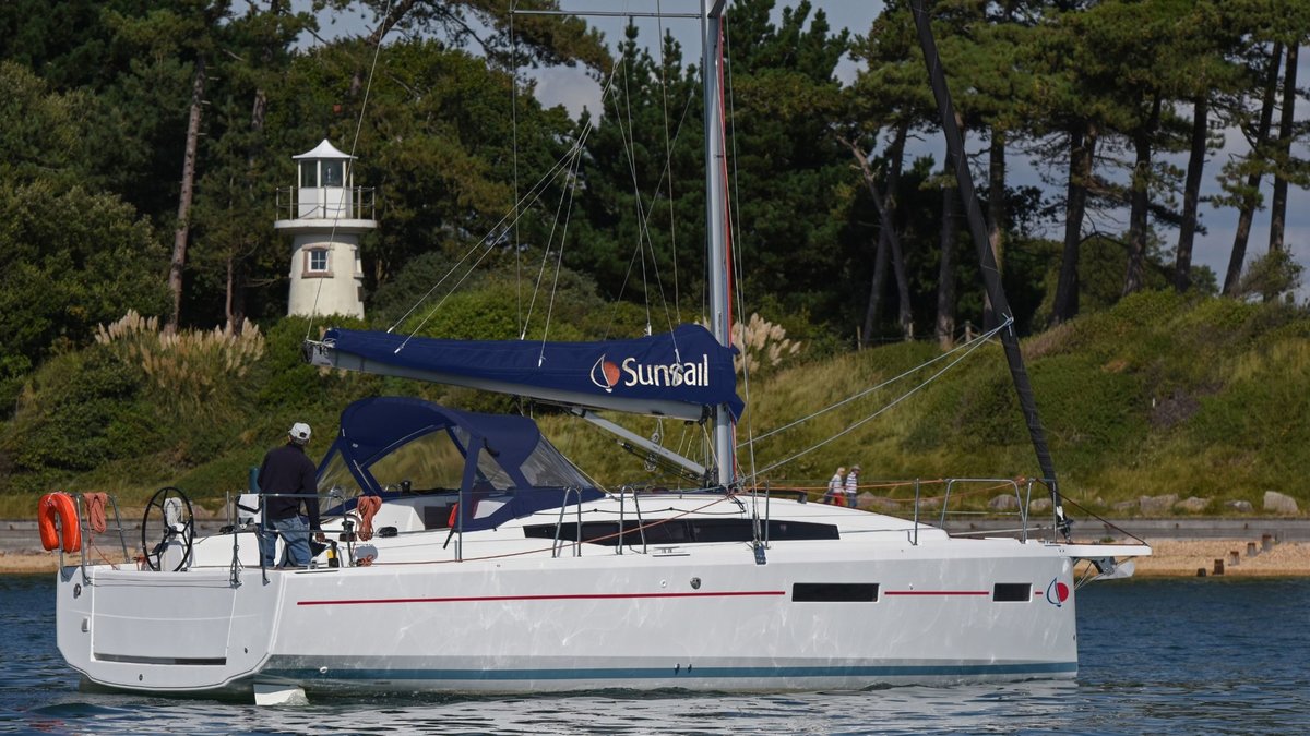 Sun Odyssey 380 — photo 6