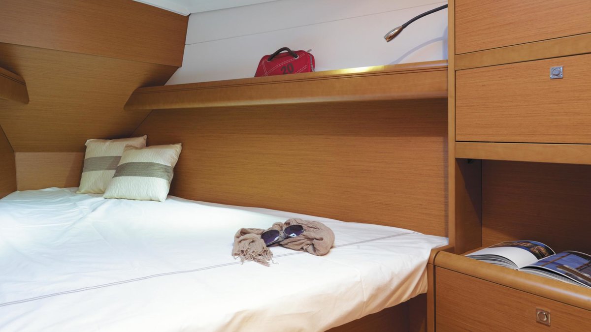Oceanis 38 — photo 2