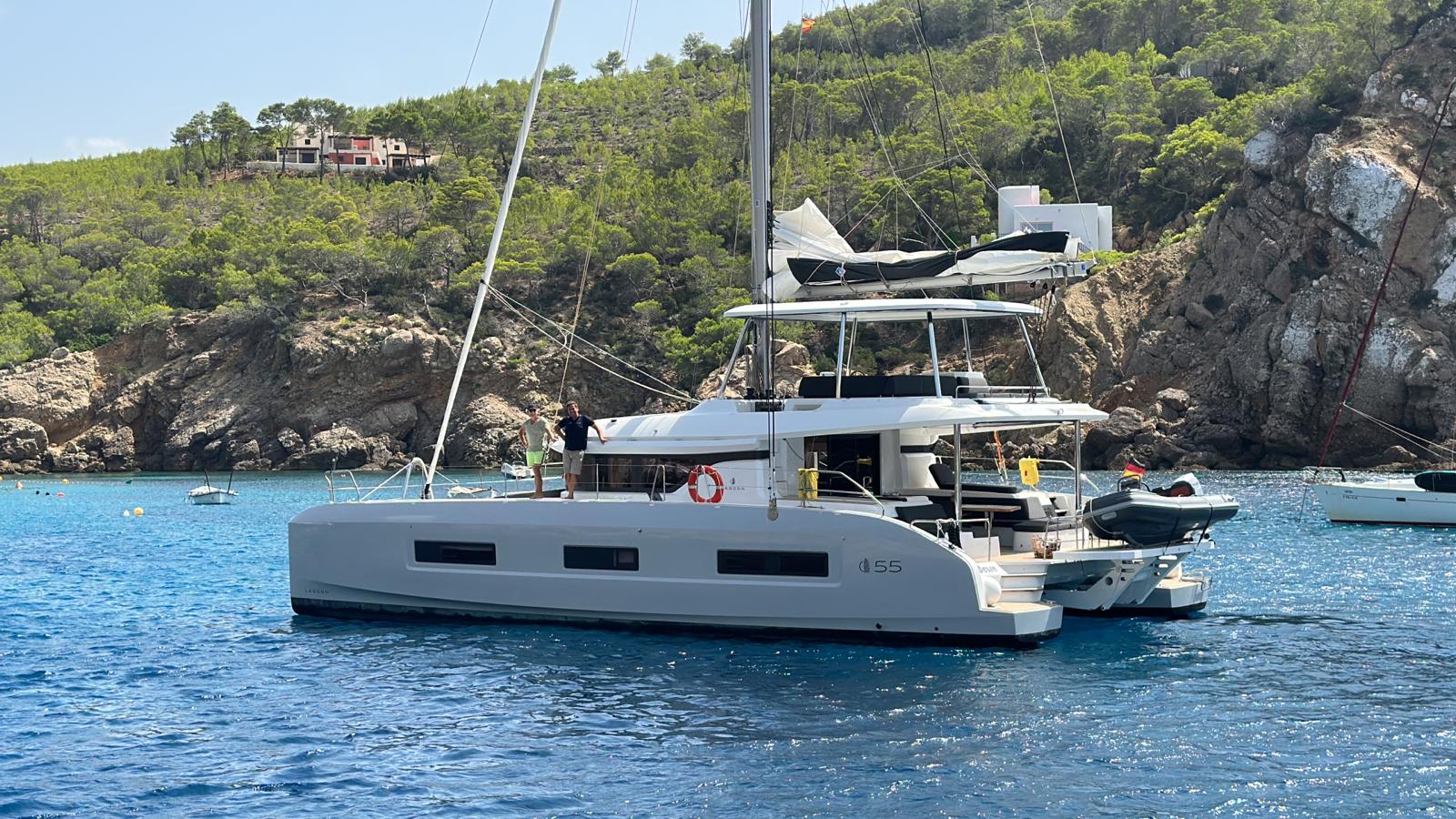 Lagoon 55 — photo 9