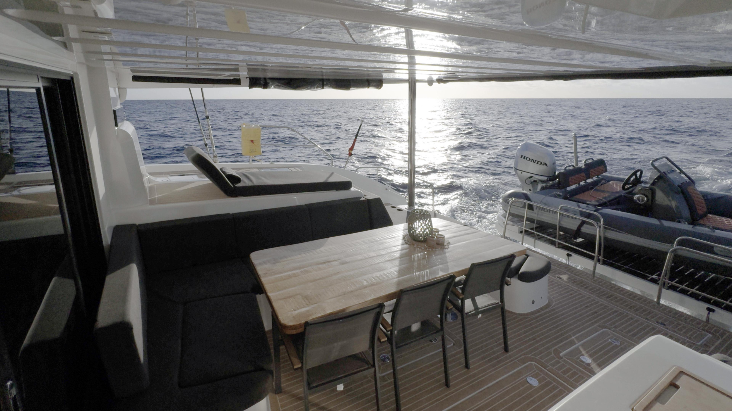 Lagoon 55 — photo 4