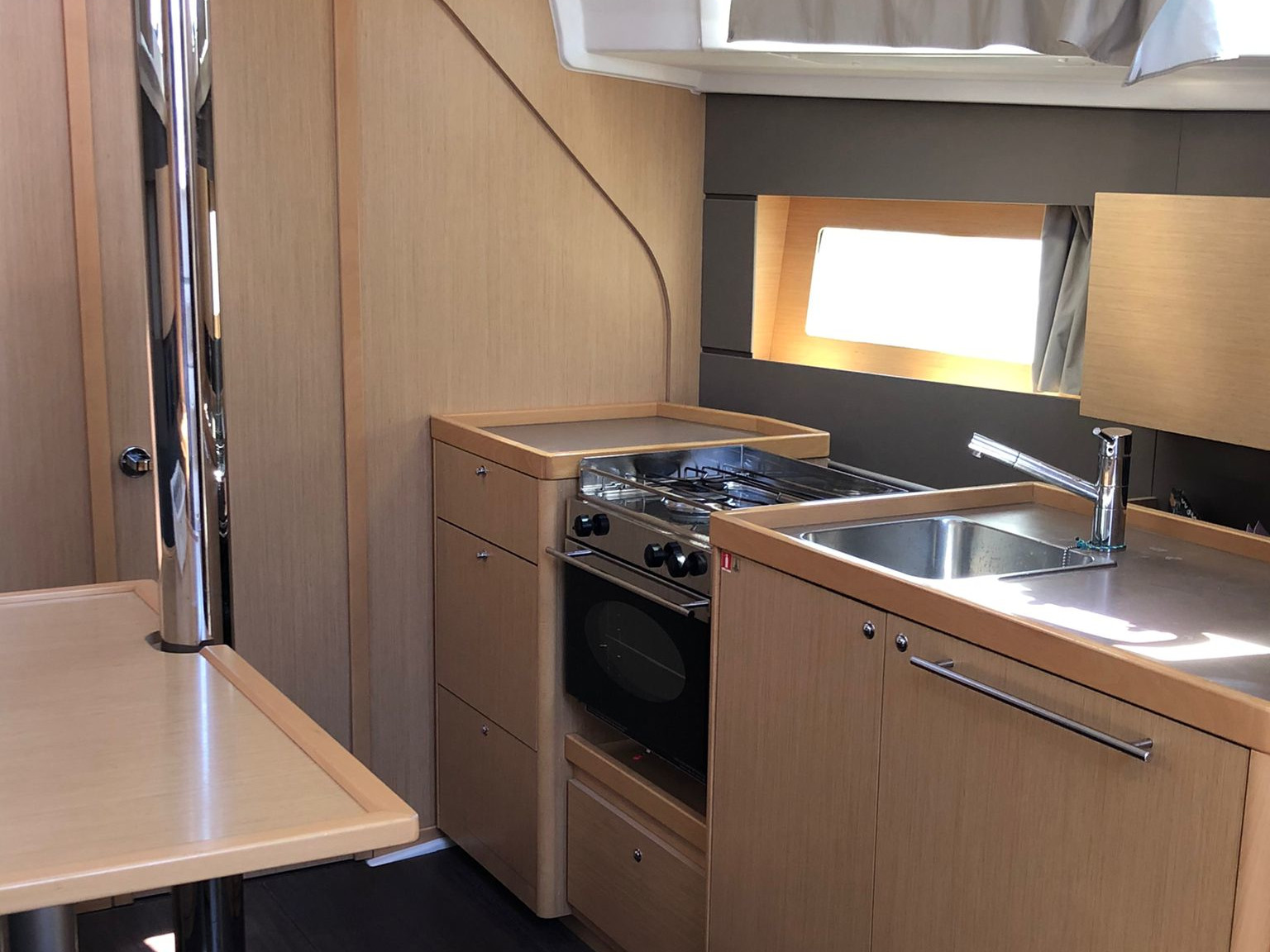 Oceanis 38 — photo 3
