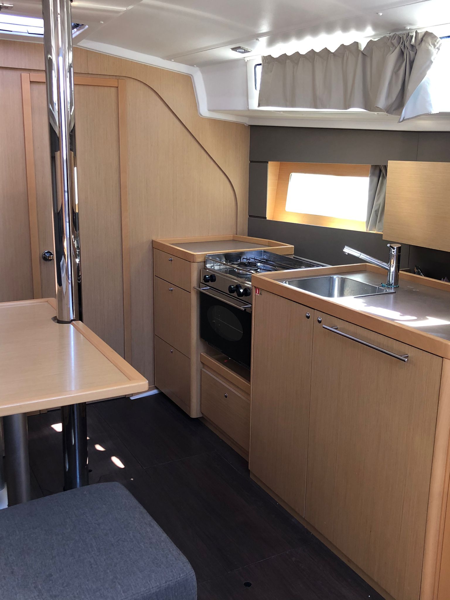 Oceanis 38 — photo 6