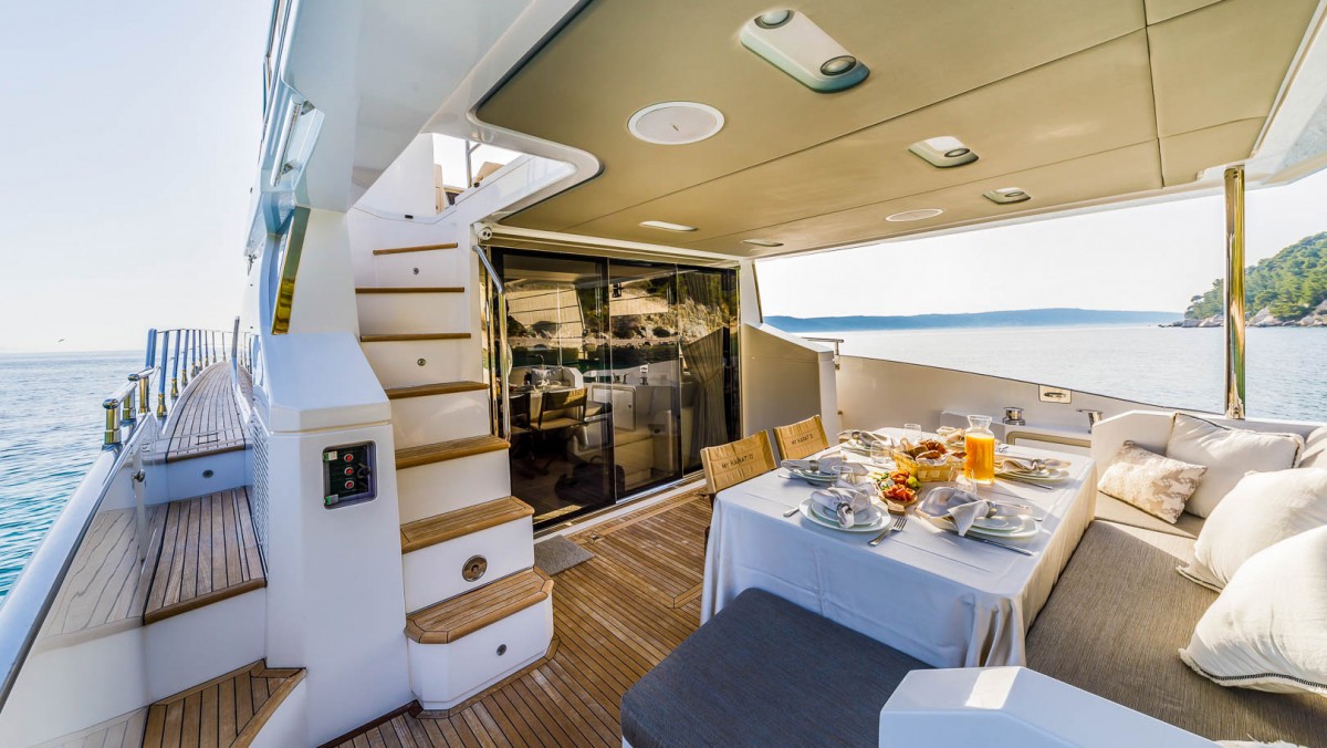 Azimut 66 Fly — photo 29