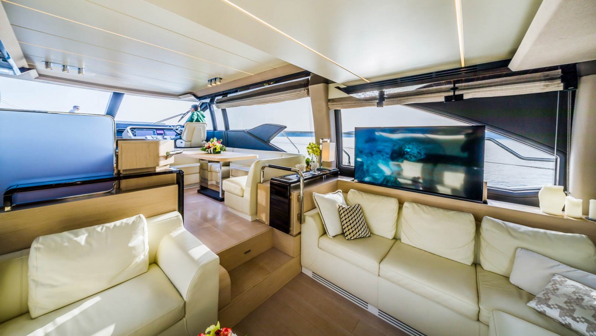 Azimut 66 Fly — photo 30