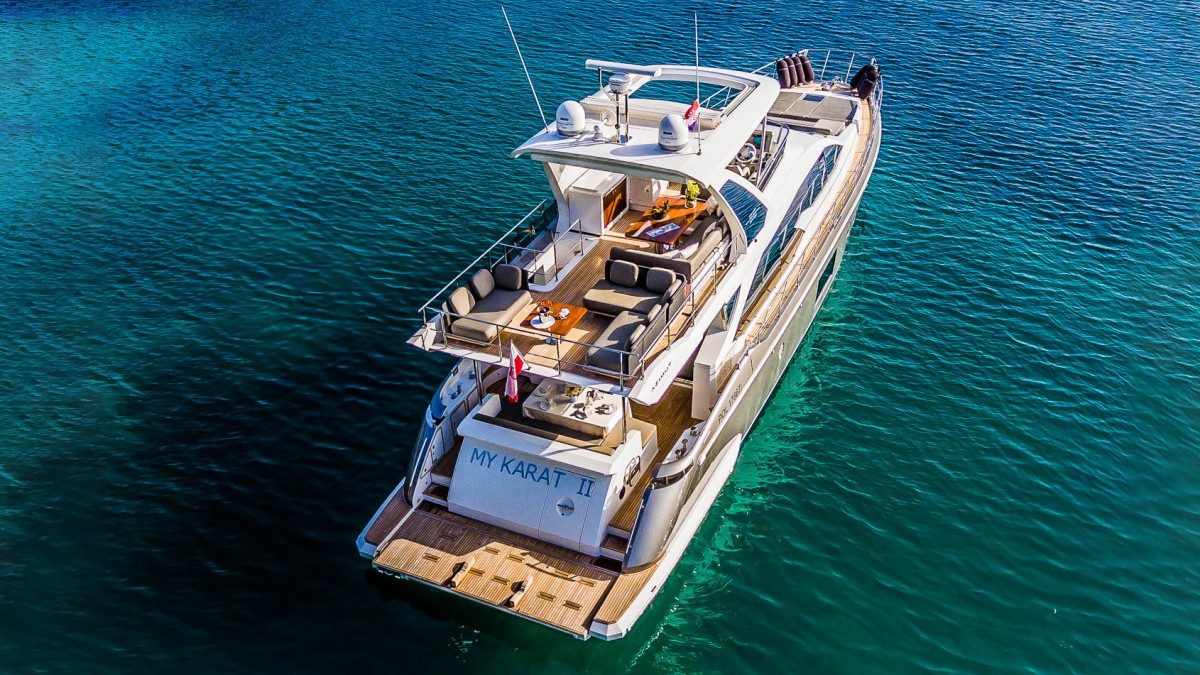 Azimut 66 Fly — photo 15