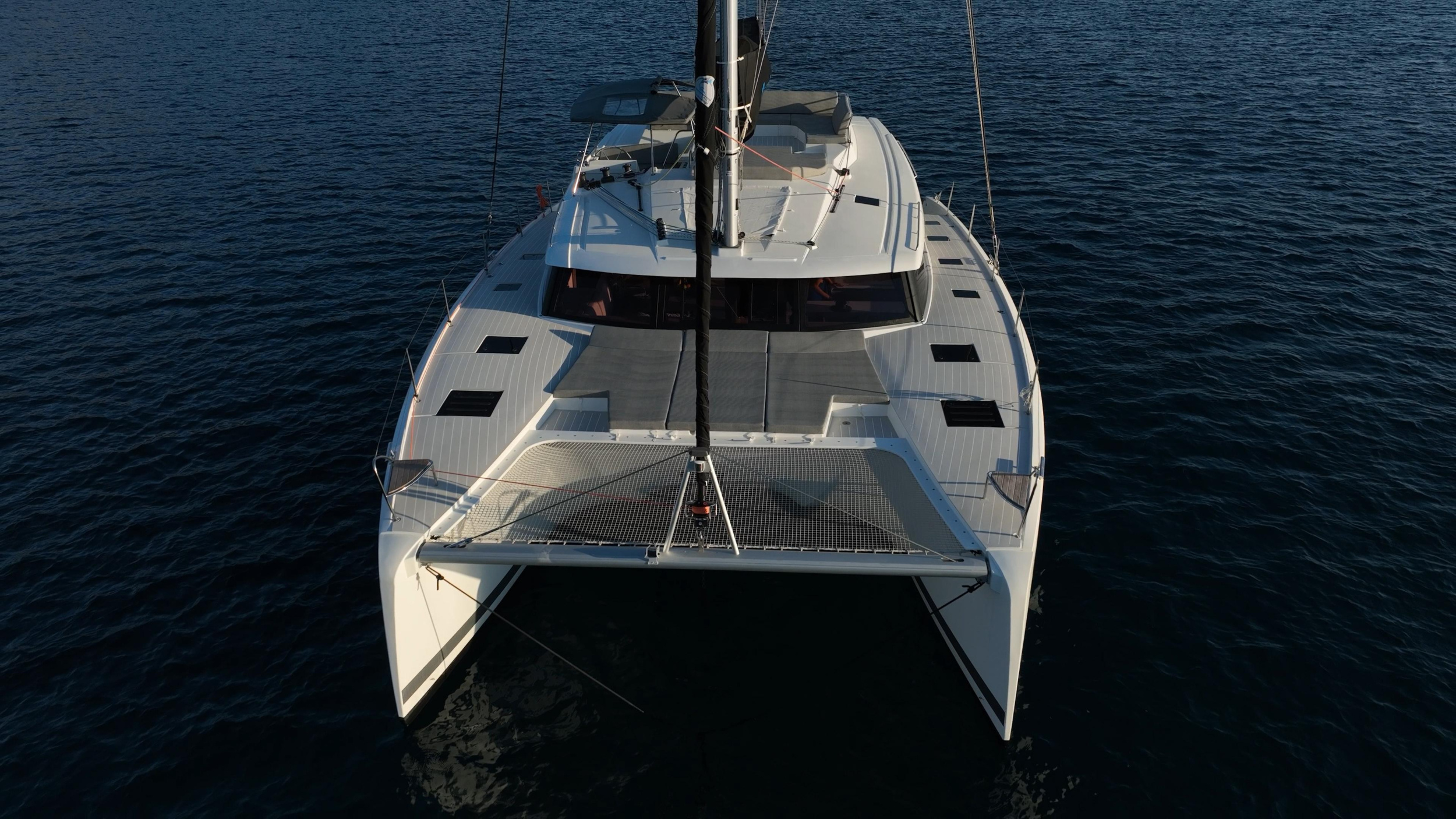 Fountaine Pajot 47 TANNA LUX (GEN, AC, WATERMAKER) — photo 8