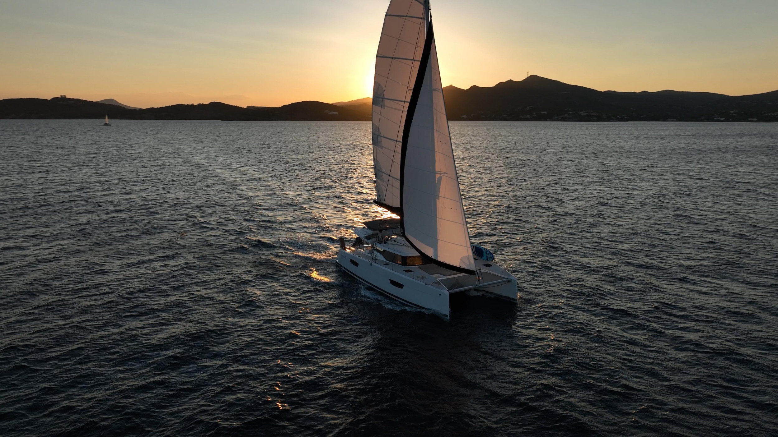 Fountaine Pajot 47 TANNA LUX (GEN, AC, WATERMAKER) — photo 18