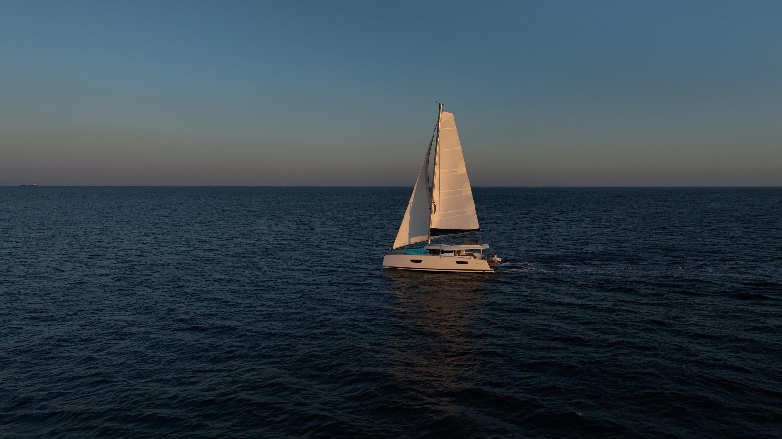 Fountaine Pajot 47 TANNA LUX (GEN, AC, WATERMAKER) — photo 4